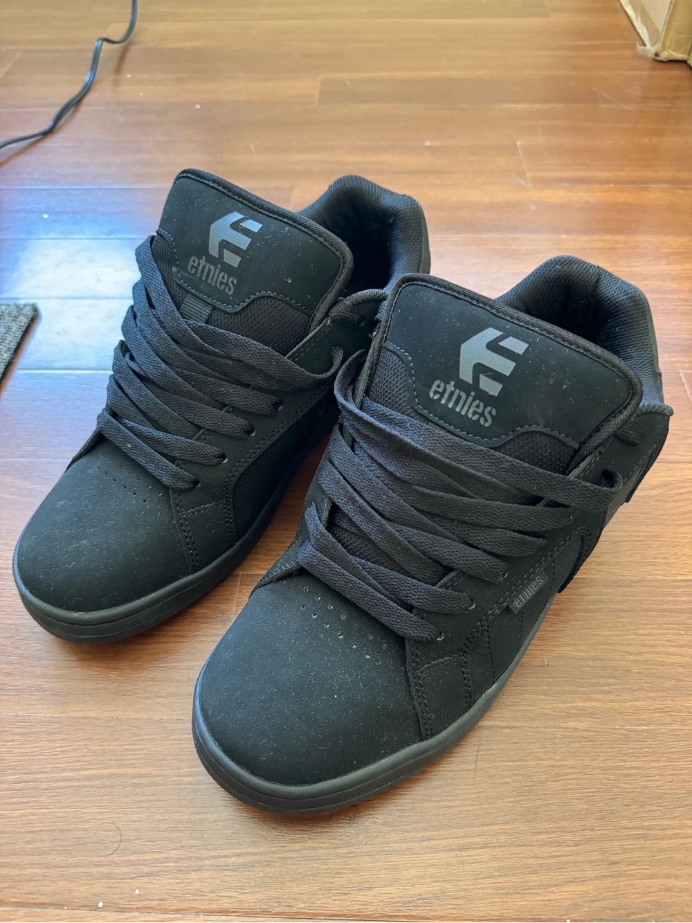 etnies Fader Black Low-Top Skateboarding Shoes Sneakers, US 11 Medium (D)